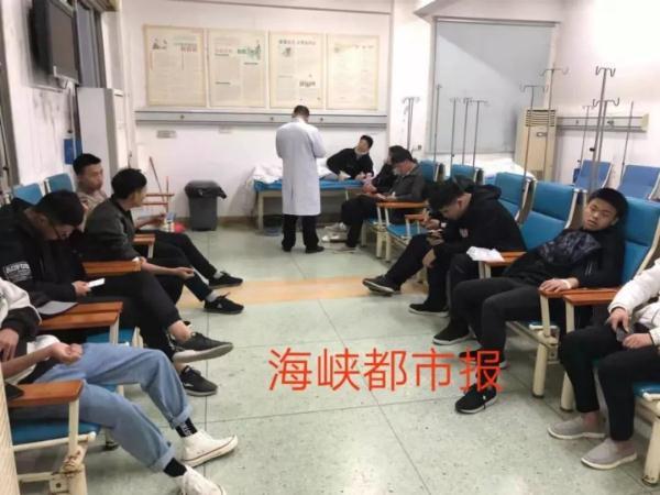 学生用餐后集体出现上吐下泻症状的事件分析_落实执行