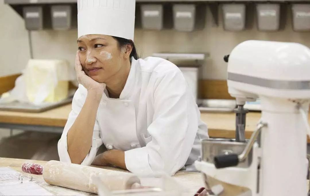 餐馆老板女儿爱上外卖员，三个月转变八万心路历程_精准解答落实