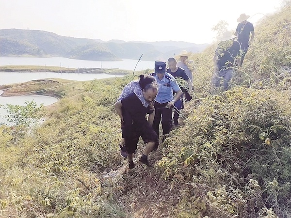 大爷上山摘酸枣走失114天，遗体被找到，悲剧背后的反思与启示_解释落实