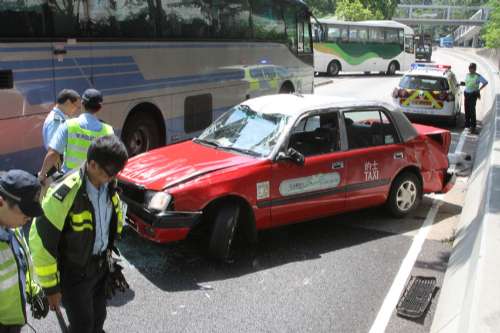 出租车撞了跟乘客有关系吗