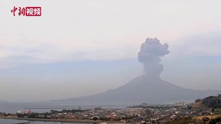 探索日本火山灰柱，揭秘3400米高空的神秘面纱_动态词语解释落实