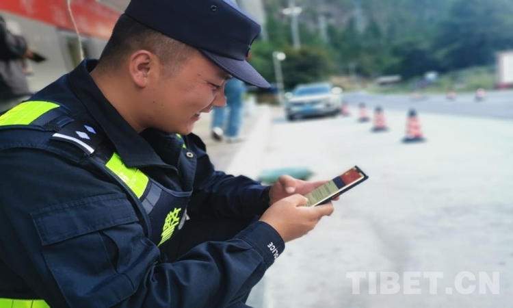 对人民警察队伍的嘱托，守护和平的守门人